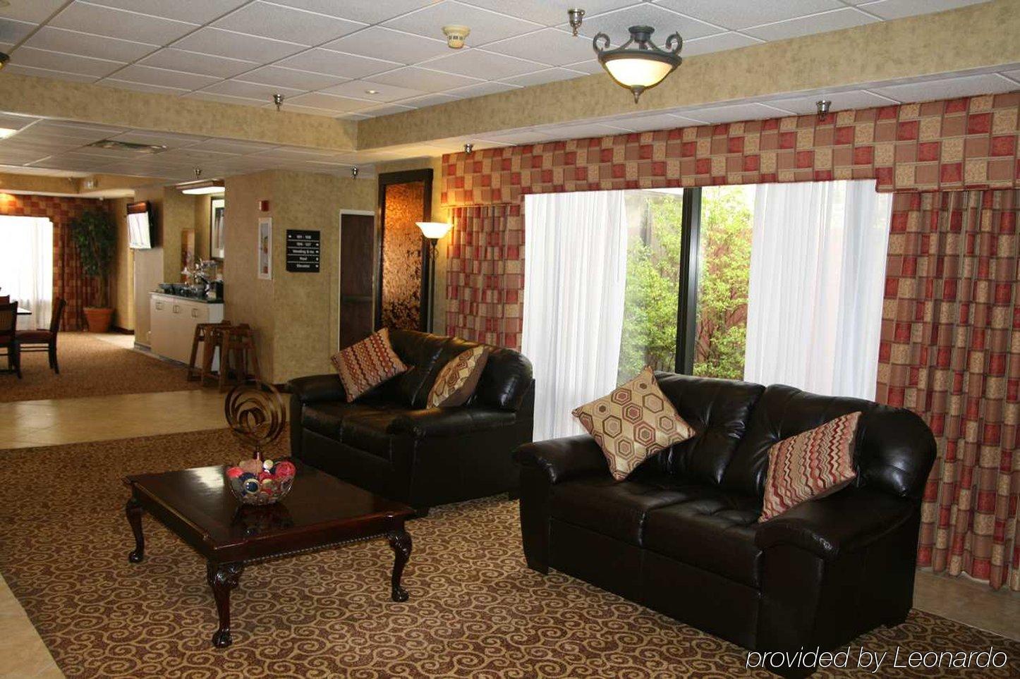 Rome Inn And Suites Экстерьер фото